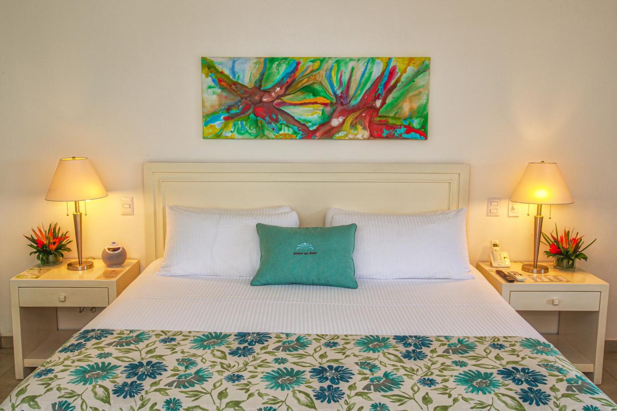 Jardin Del Eden Boutique Hotel (Adults Only) Tamarindo Room photo